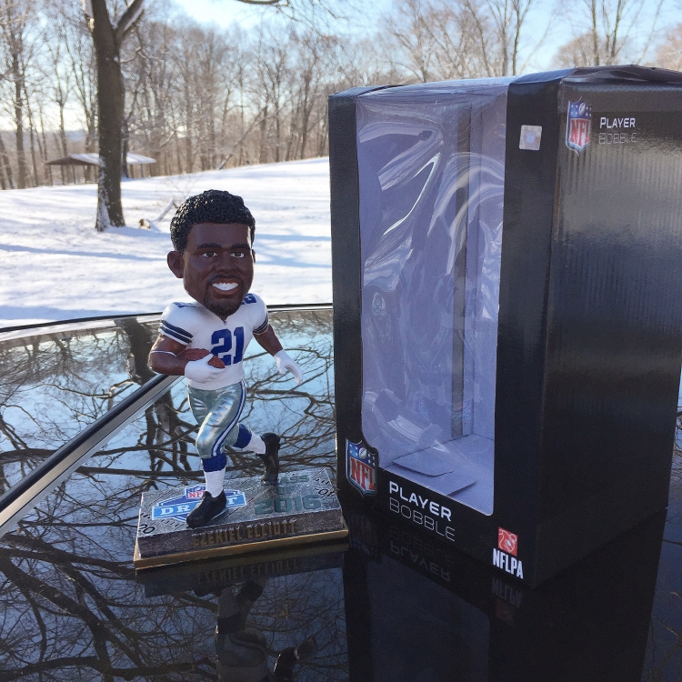 Bobble of the Day “Ezekiel Elliott”